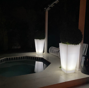 76 cm Cordless – Illuminated LED Tapered Planter